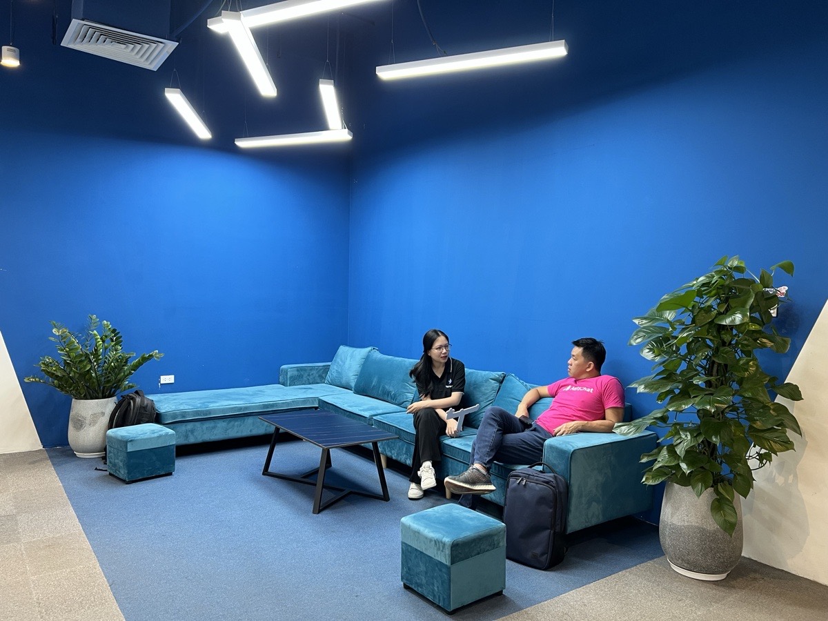 The lounge at the GemCommerce office